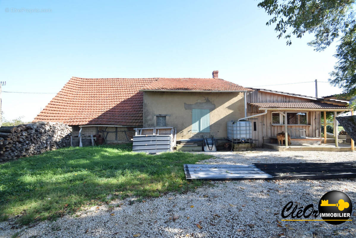 Maison à FRONTENARD