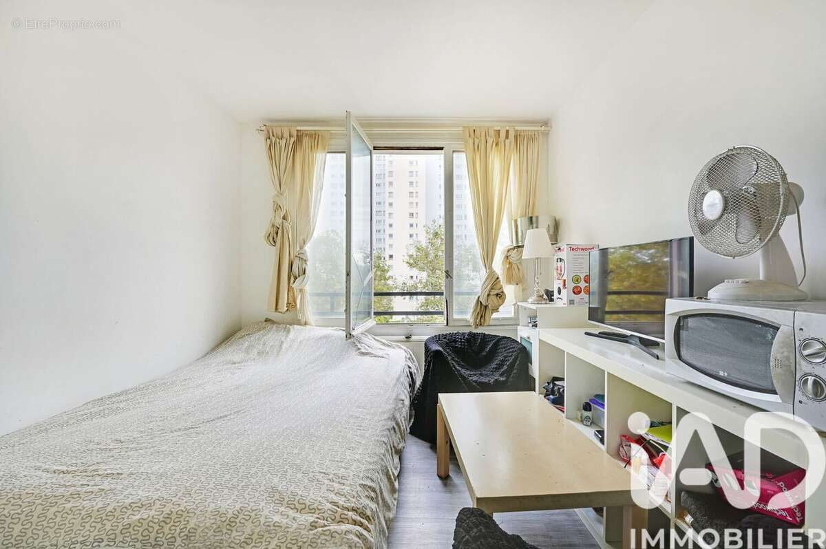 Photo 4 - Appartement à PARIS-18E