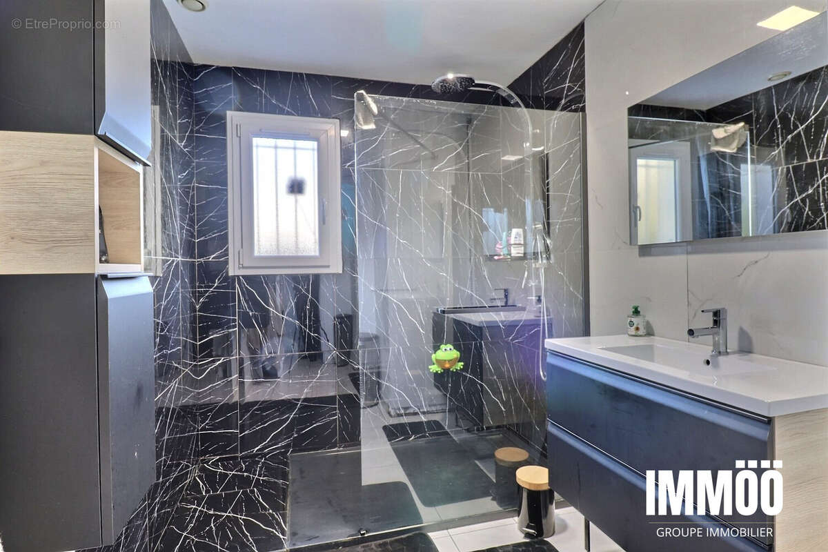 Maison à PISSY-POVILLE