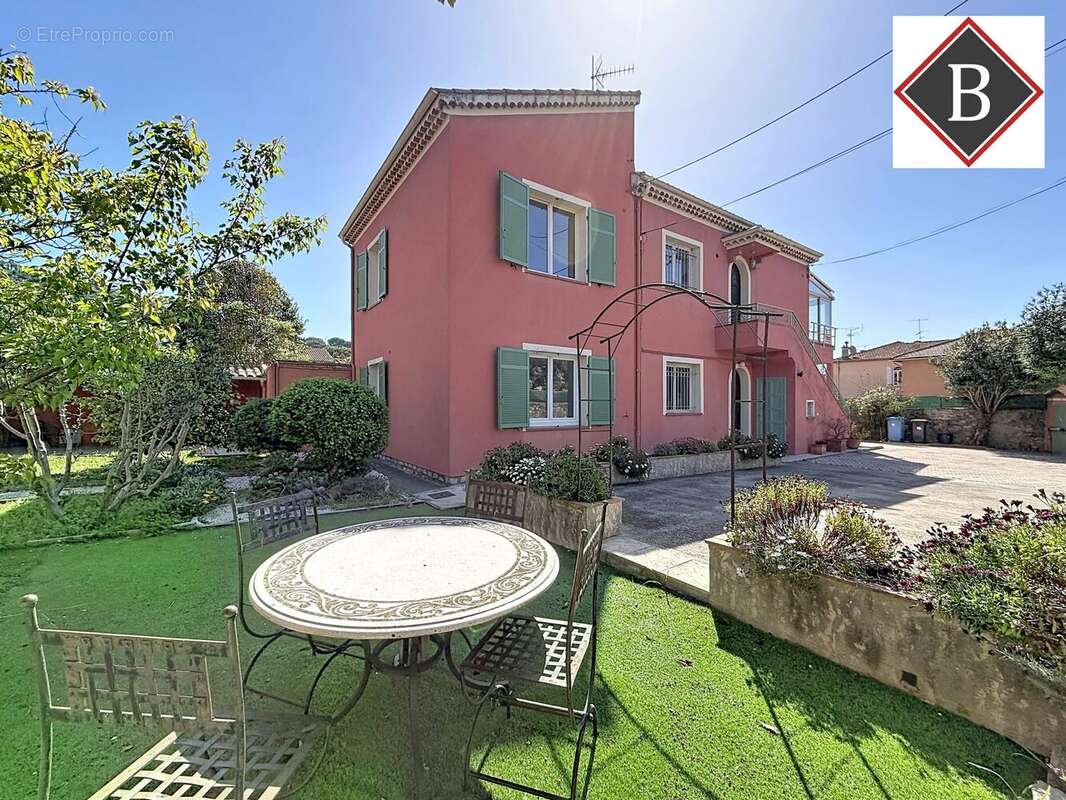 Maison à CANNES