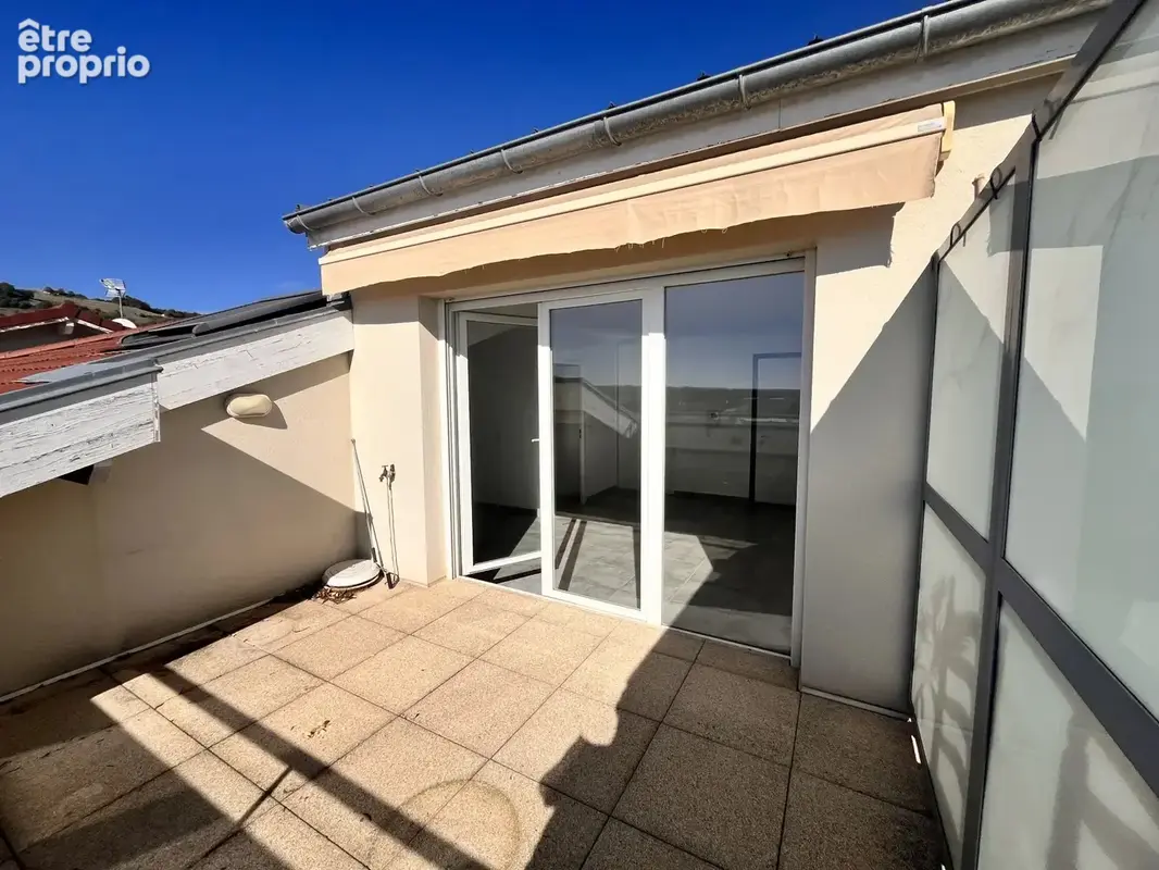 ST MARCELLIN - T3 en dernier étage avec ascenseur et terrasse - photo 8