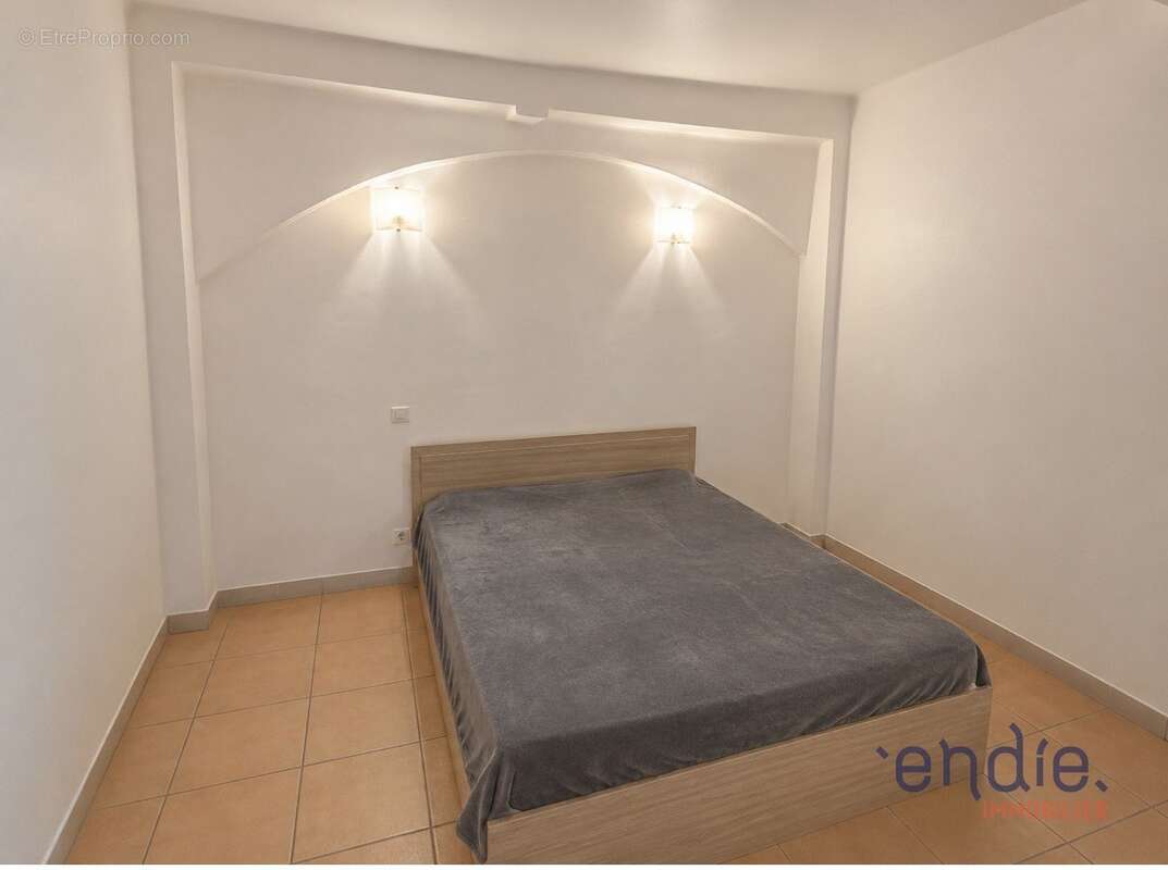 Appartement à LORGUES