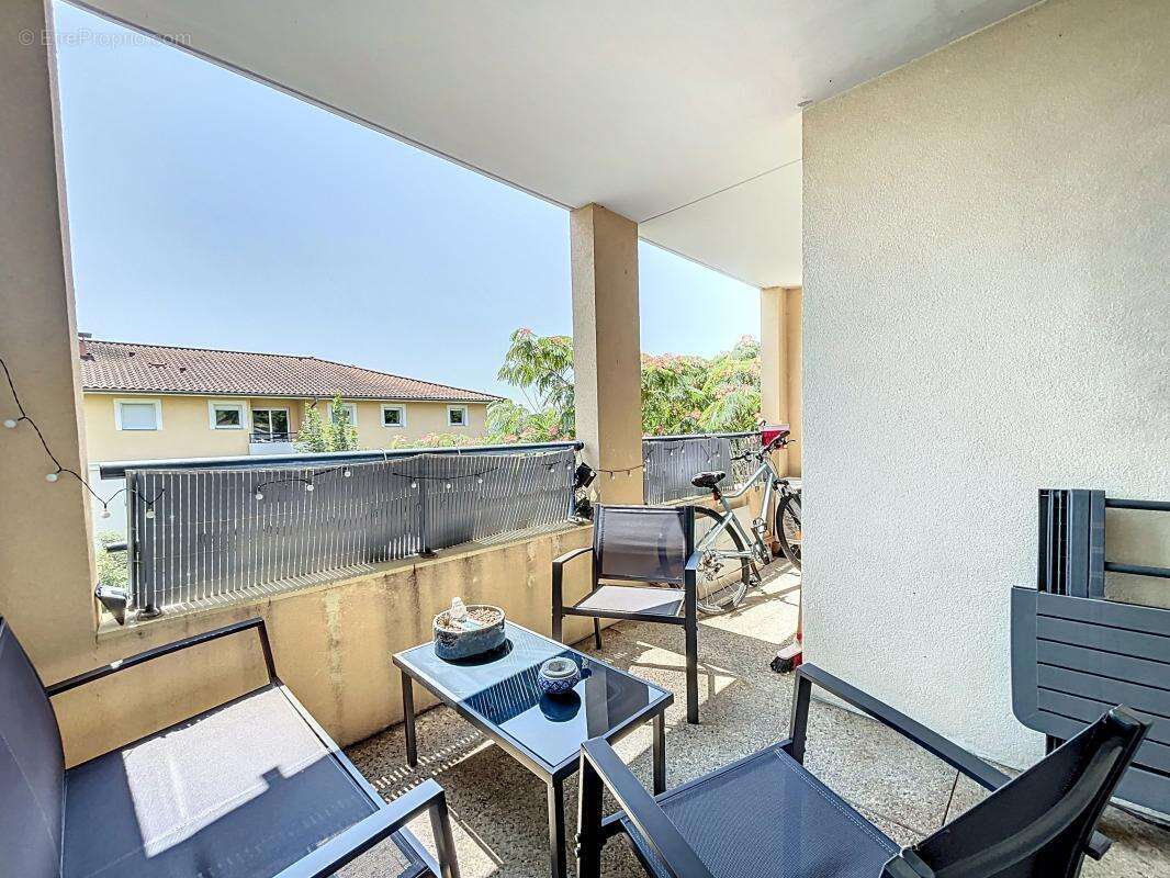 Appartement à GRIGNY