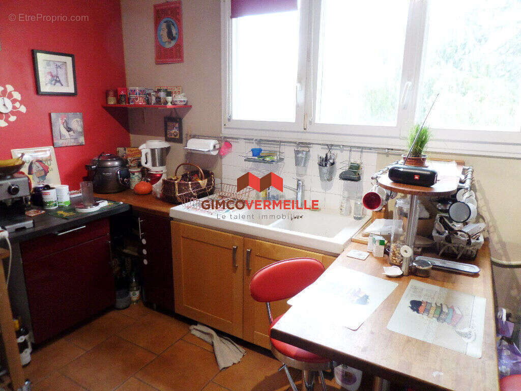 Appartement à LA CELLE-SAINT-CLOUD