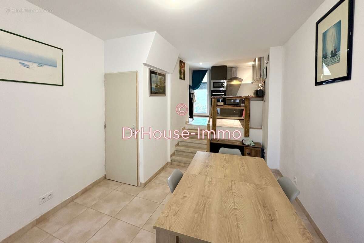 Maison à VILLARDONNEL