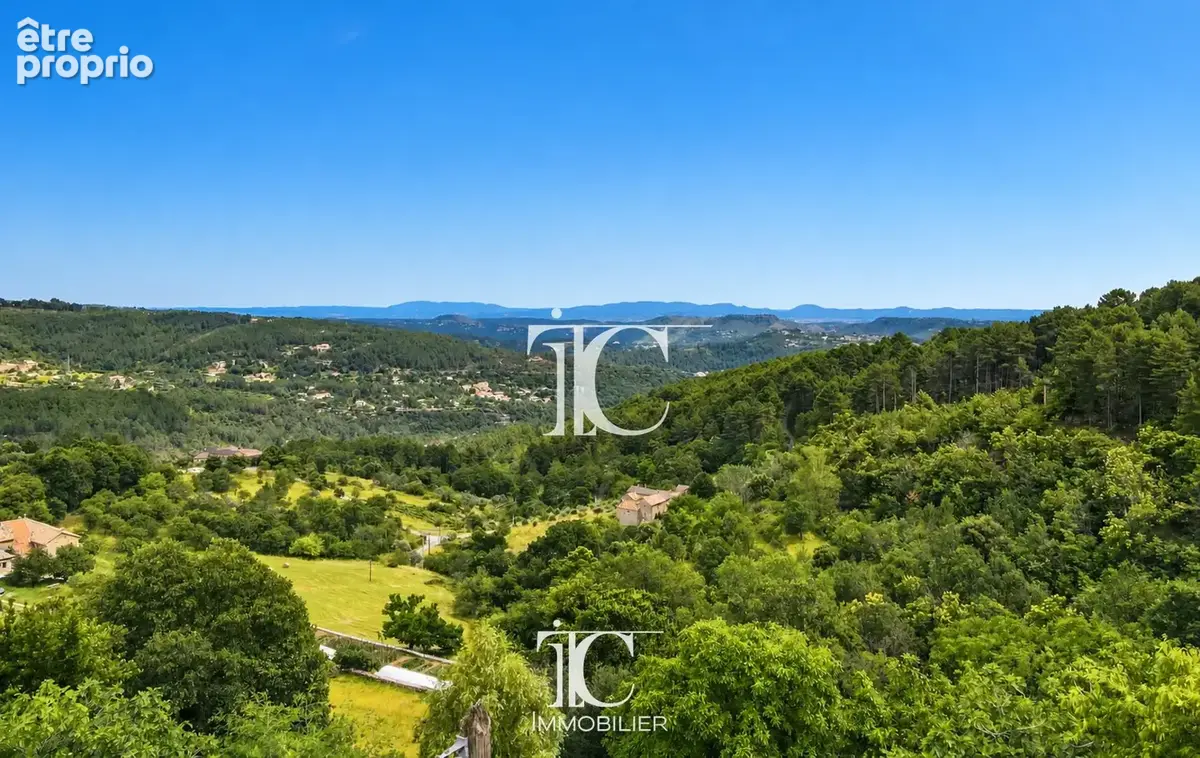 Propriete du xviieme siecle 400m² habitable 4280m² de terrain - photo 3