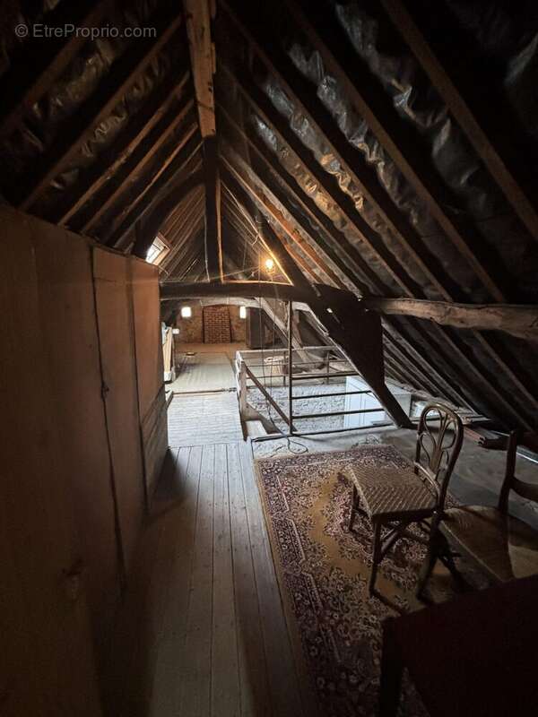 Maison 106 m² à Solesmes  - photo 8