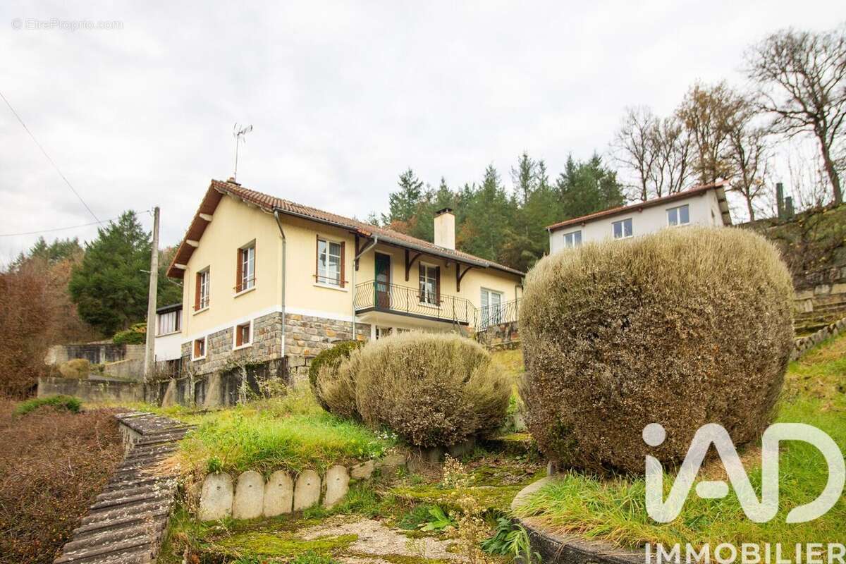 Photo 2 - Maison à AMBERT