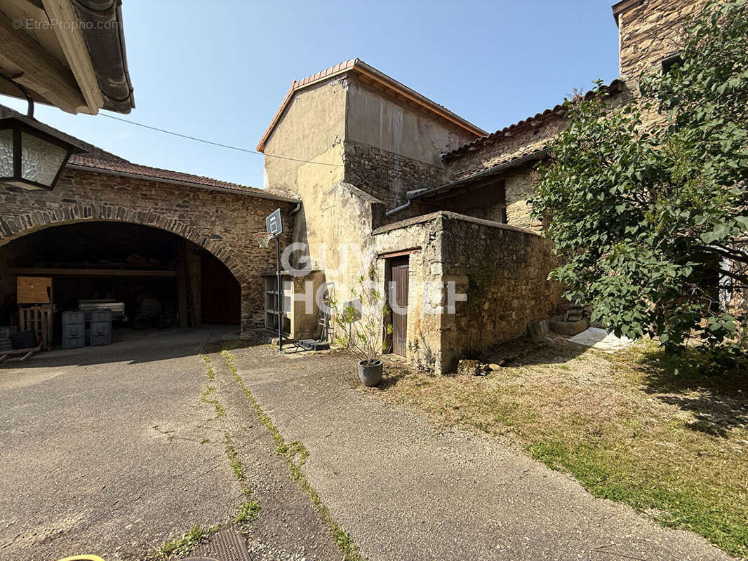 Maison à SAINT-LAURENT-D'AGNY