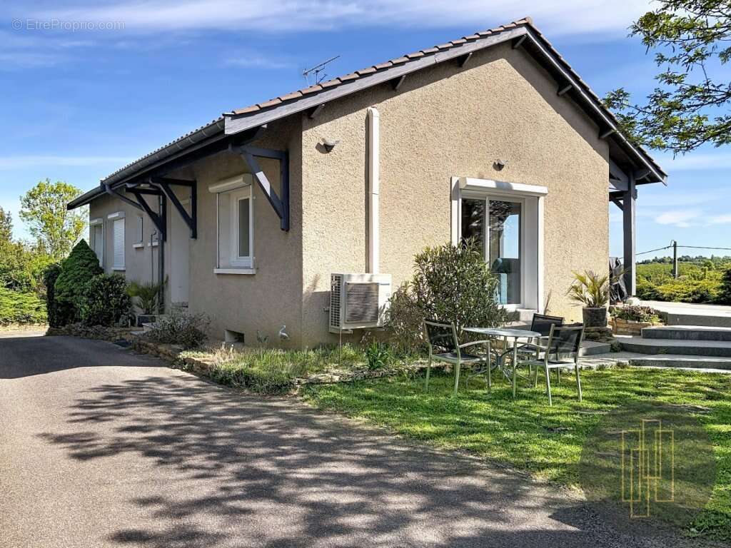 Maison à DOMMARTIN