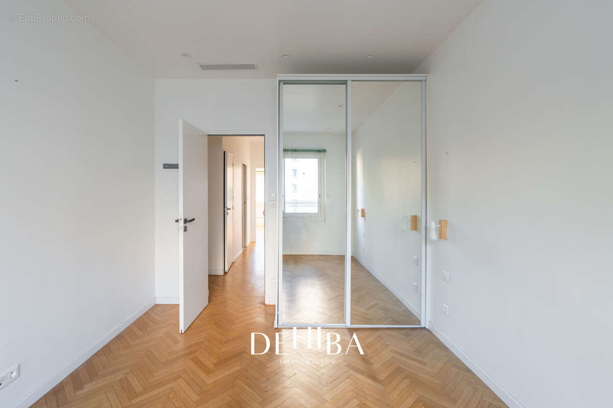 Appartement à MARSEILLE-8E
