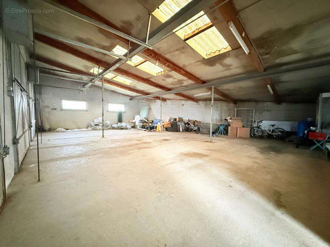 Maison à PIERREFONTAINE-LES-VARANS
