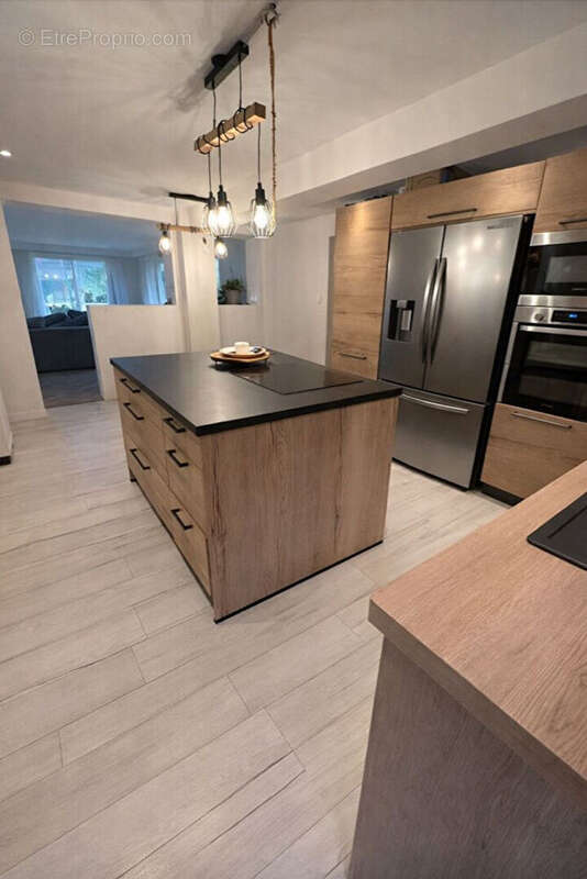 Maison  8 pièce(s) 210 m2 - photo 4