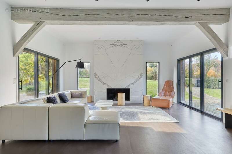 Maison à PONT-L'EVEQUE