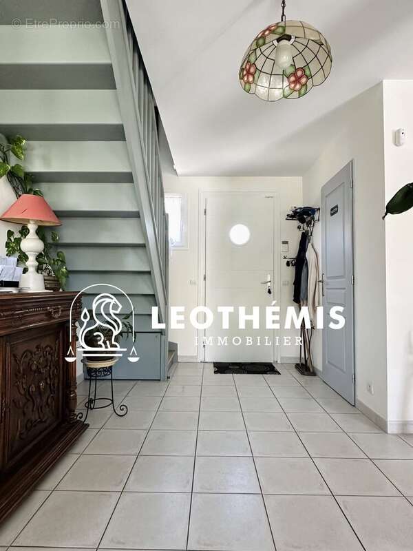Maison à LES MATHES