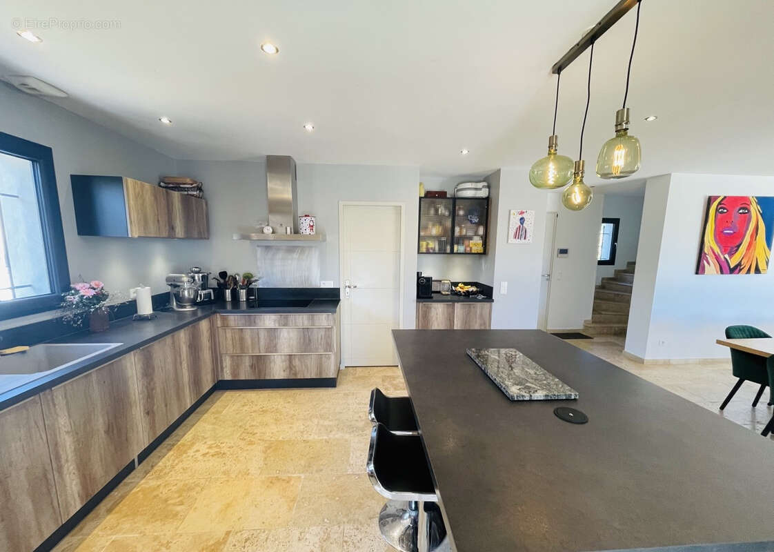 Maison à PLAN-DE-LA-TOUR