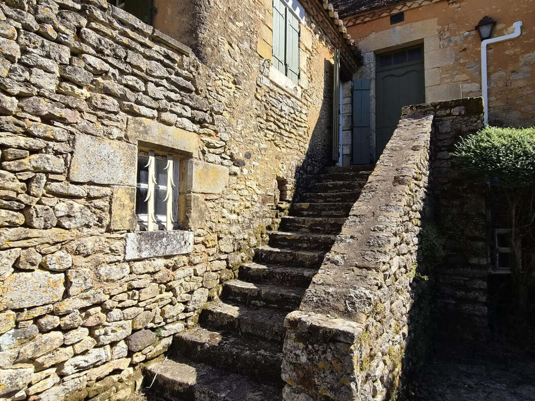 Vallée de la Dordogne, maison de hameau XVIIIème de 186m² avec 3 chambres et piscine - photo 20