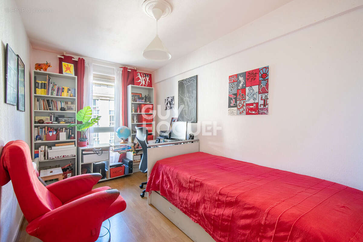 Quartier Antigone - T5 106 m² + PARKING + CAVE - photo 10