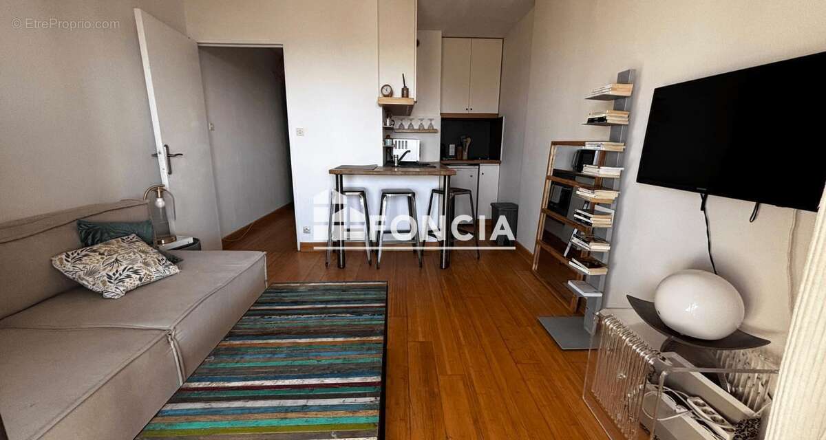 Appartement à SIX-FOURS-LES-PLAGES