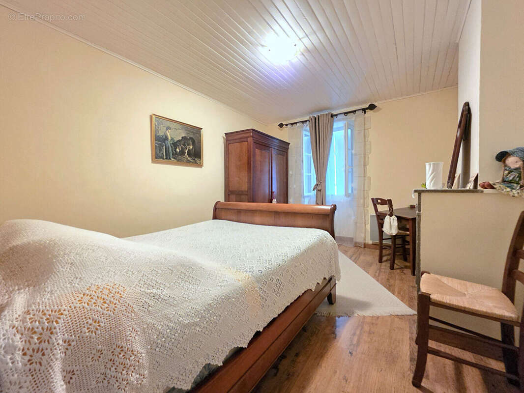 Maison à MONTMEYRAN