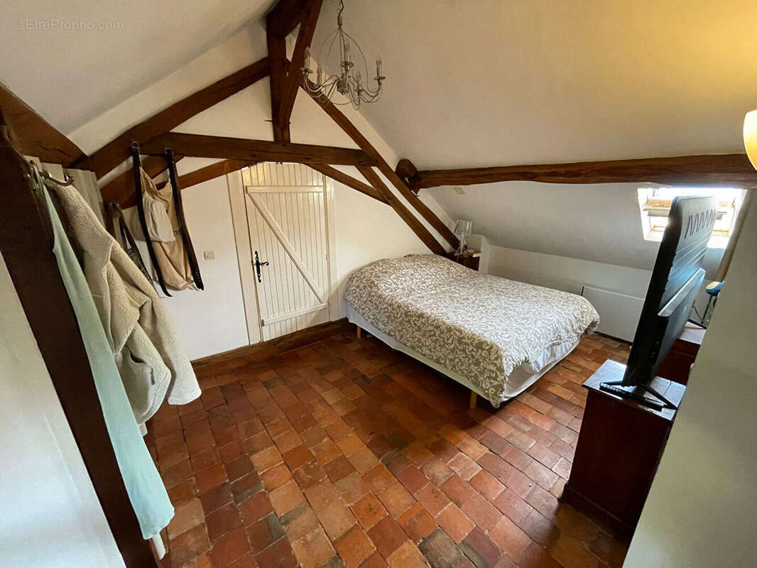 Maison à SAINT-PEREUSE