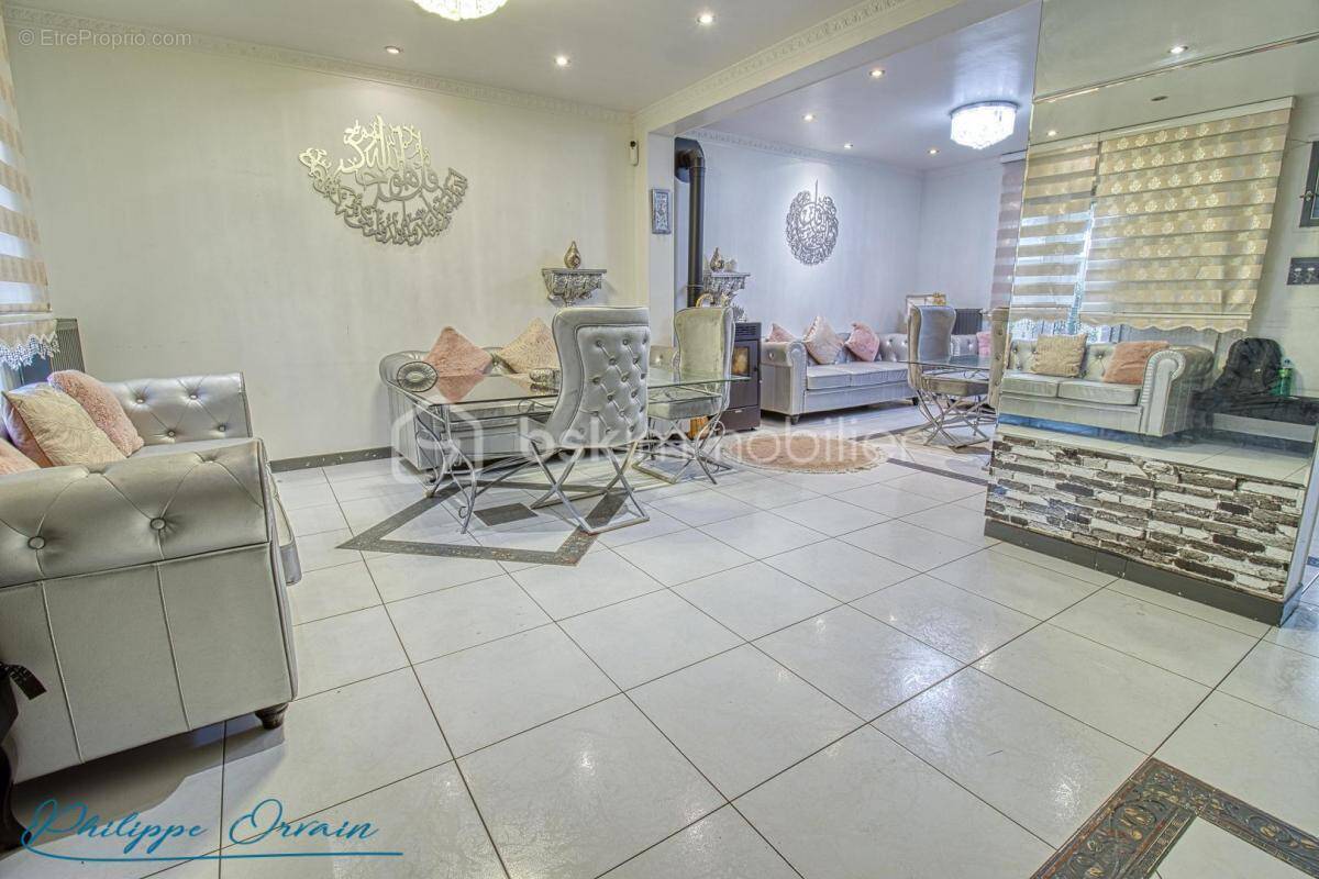 Maison à FONTENAY-EN-PARISIS