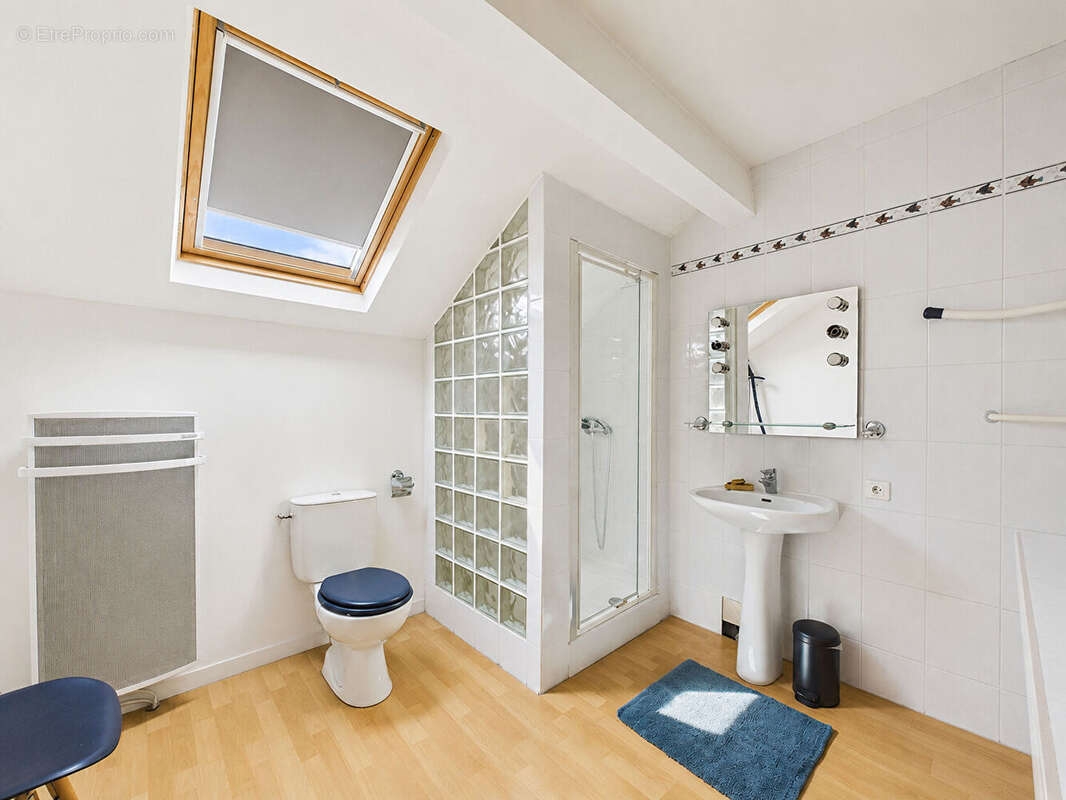 Maison dans le PENTAGONE 160 m² 3 grandes chambres - photo 17