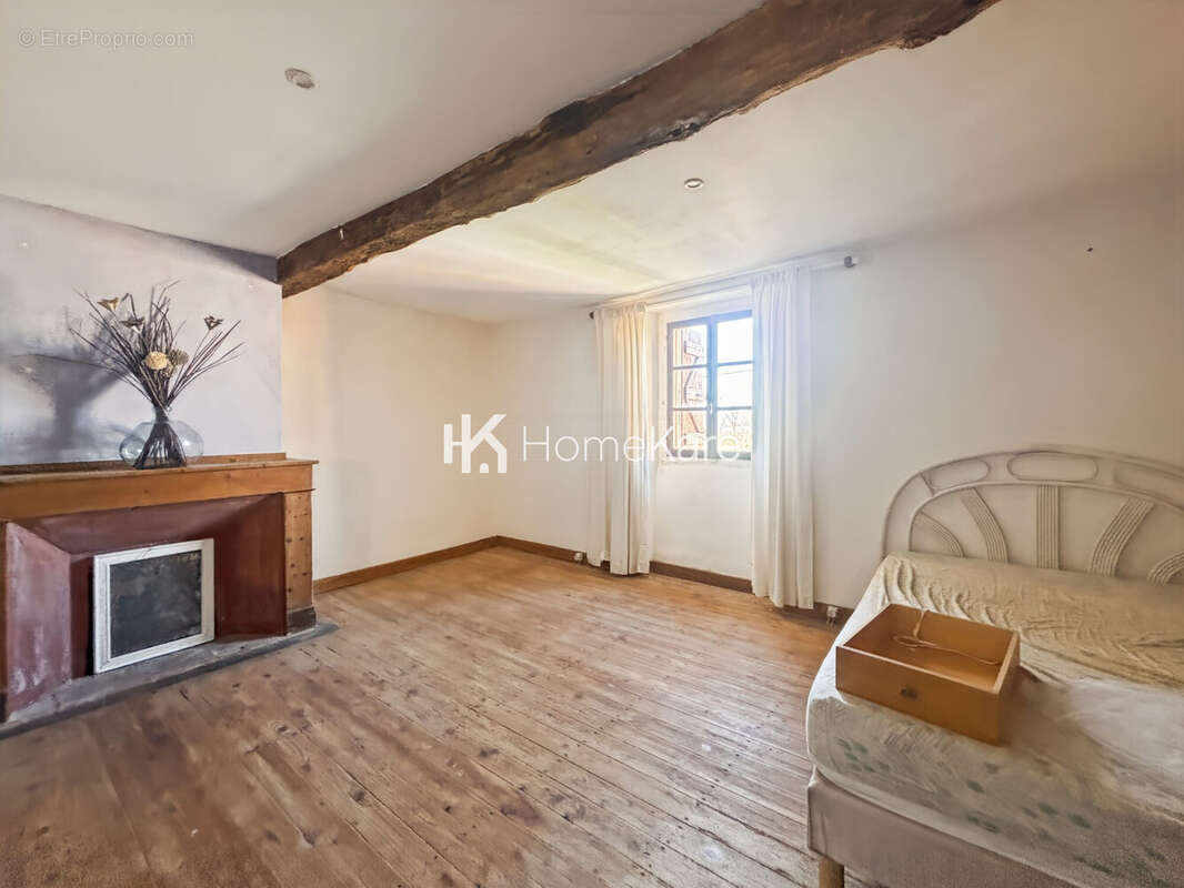 Maison à MONTESQUIEU-VOLVESTRE