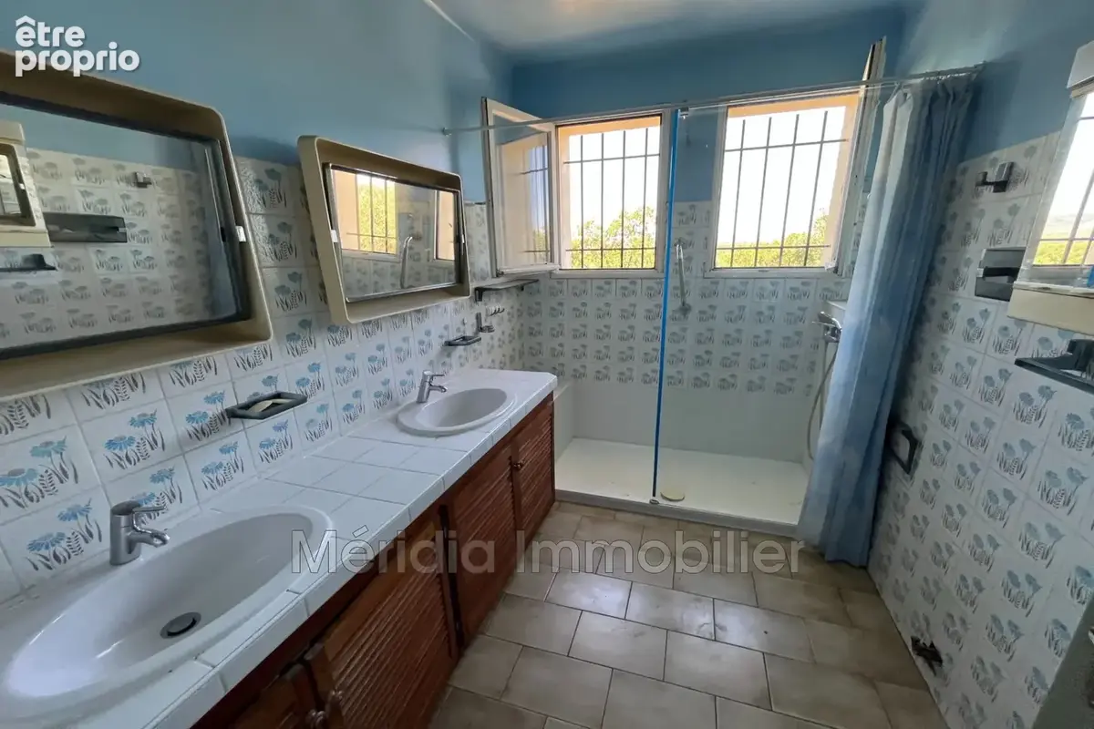 Maison 7 pièces 205 m² à vendre à Saint-Feliu-D'avall (66170) - photo 8