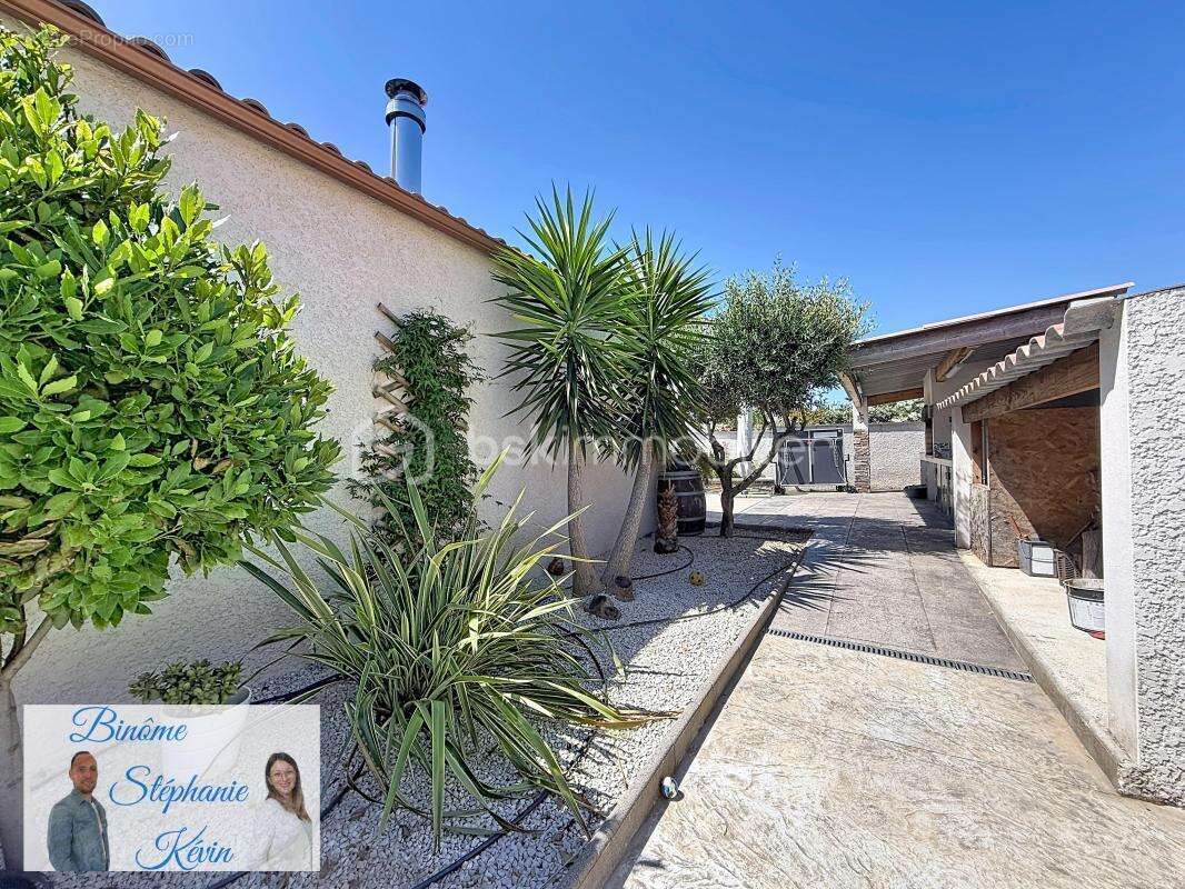  Maison familiale (5 chambres) avec piscine — Quartier calme à Cournonsec  - photo 17