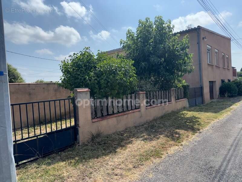 Maison à MONDONVILLE