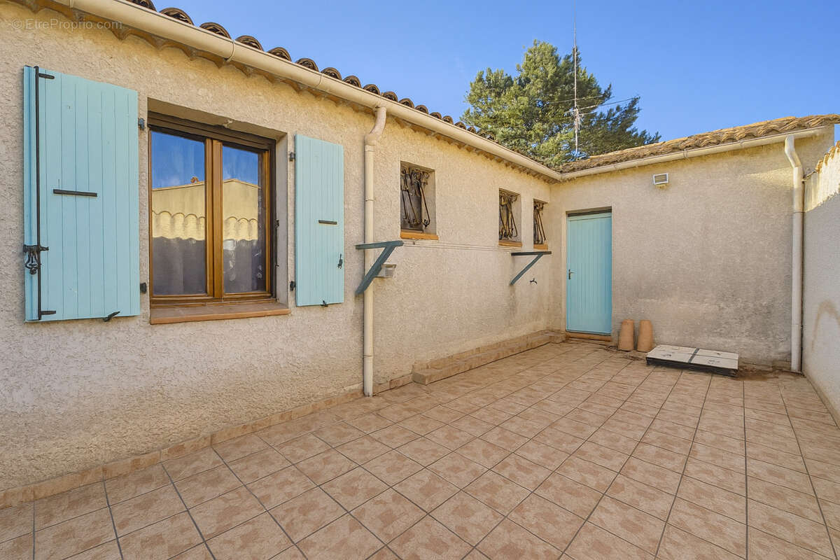 Maison à CHEVAL-BLANC