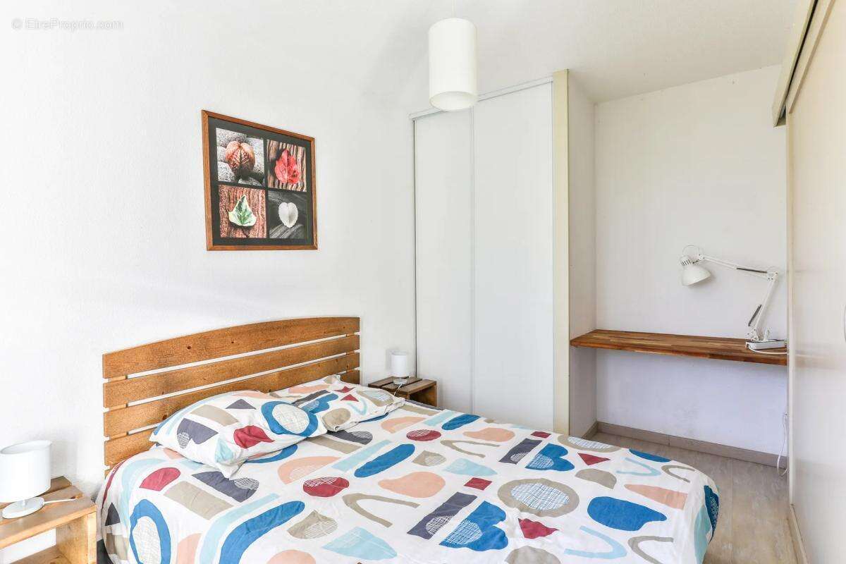 Appartement à AUREILHAN