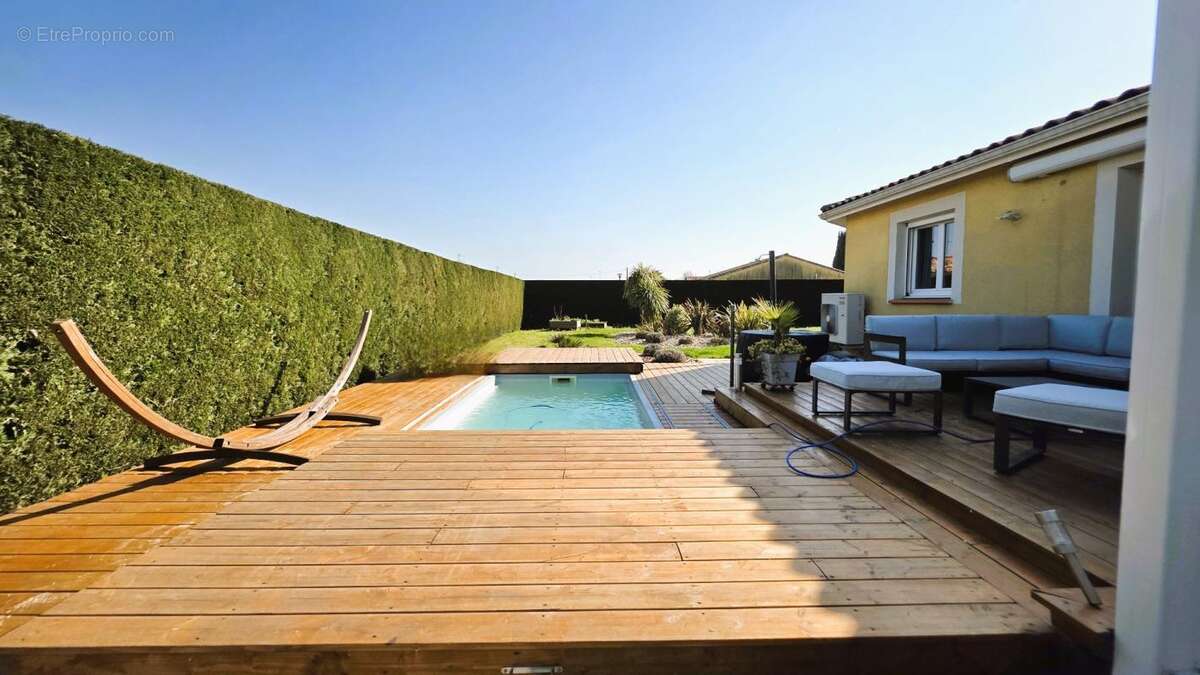 Maison à LA VILLE-DIEU-DU-TEMPLE