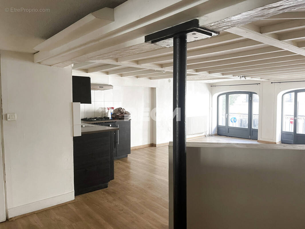 Appartement à SAINT-ETIENNE