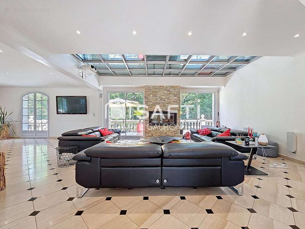 Photo 2 - Maison à REIMS