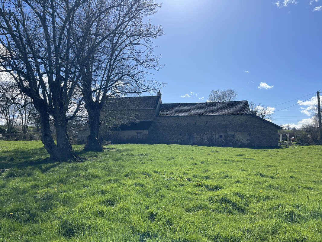 Maison à MARCILLAT-EN-COMBRAILLE