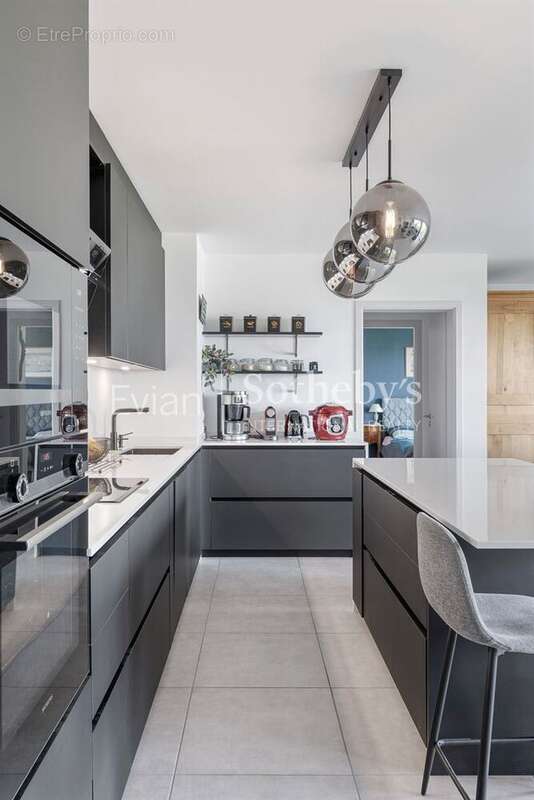 Appartement à EVIAN-LES-BAINS