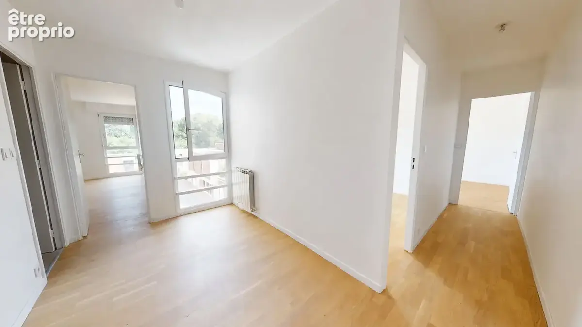 Appartement 4 pièce(s) 112 m2 avec immense terrasse! - photo 3