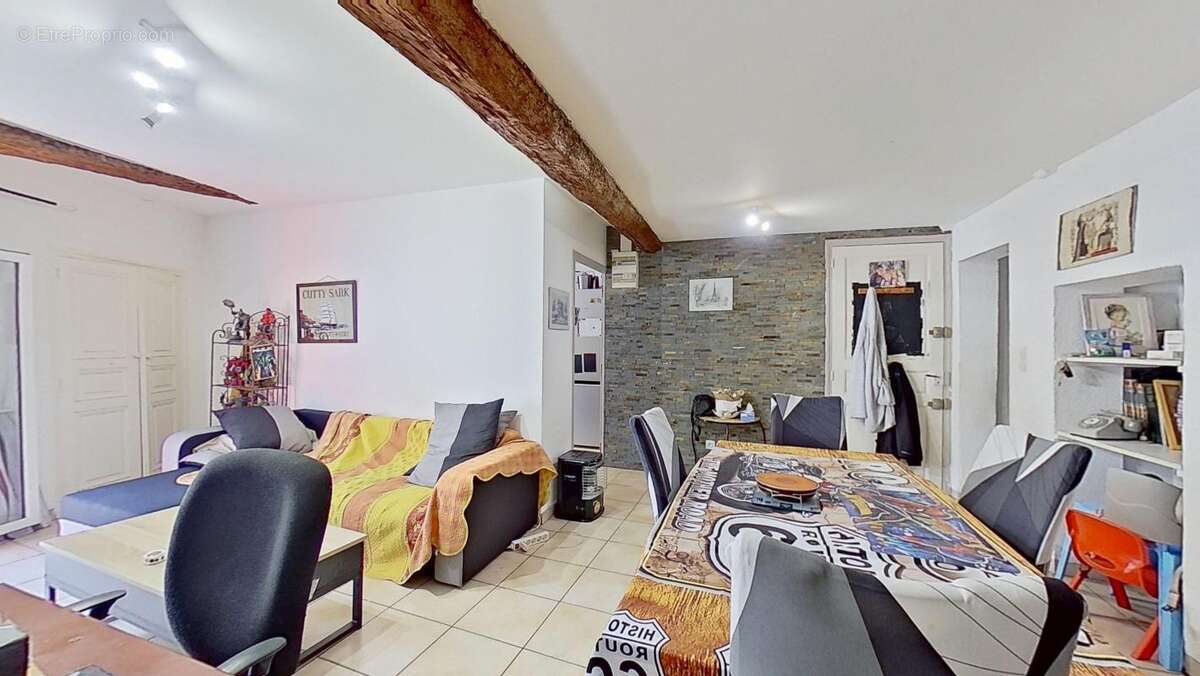 Appartement à BOULETERNERE