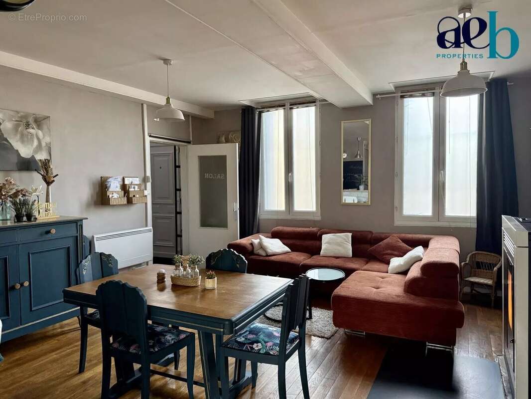 Maison à LESMONT