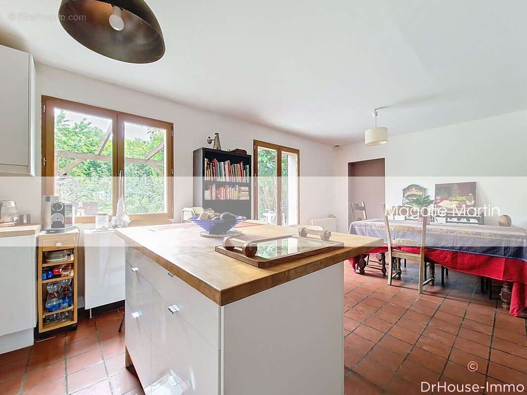 Maison 130 m² à Jouy-Le-Moutier  - photo 91
