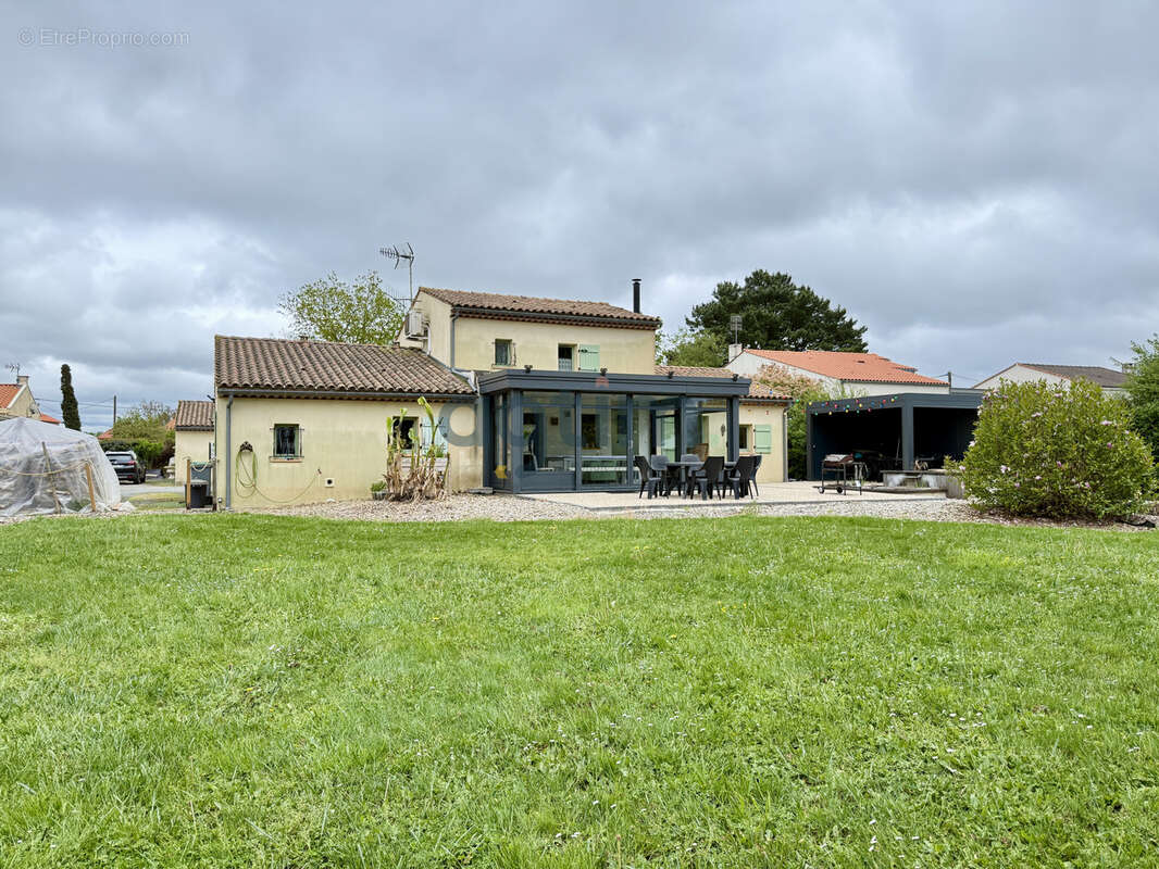 Maison à SAINT-ANDRE-GOULE-D'OIE
