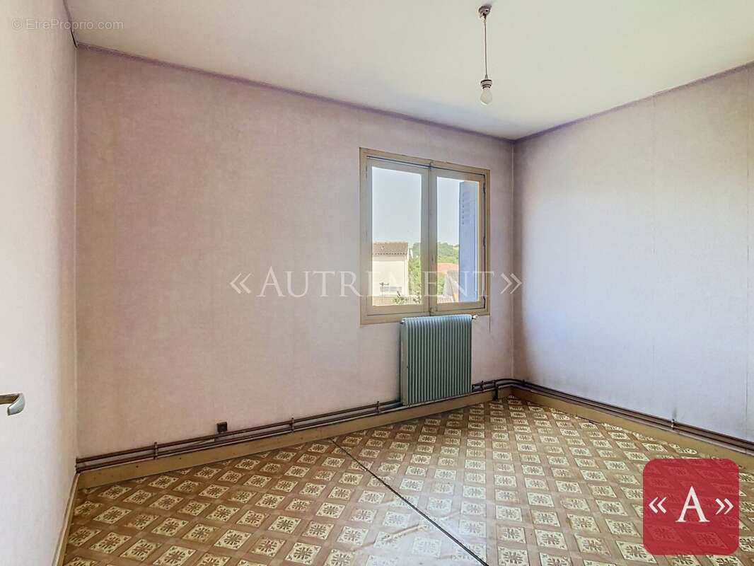 Maison centre bourg - photo 10
