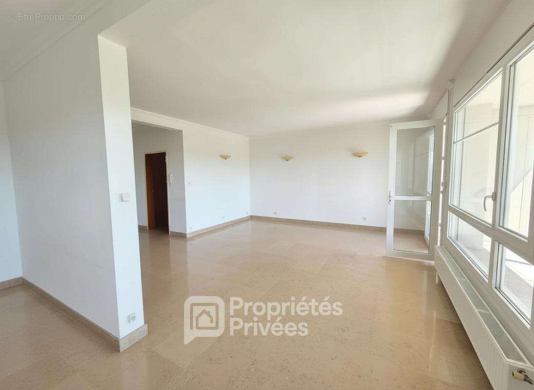 Appartement à MONTELIMAR