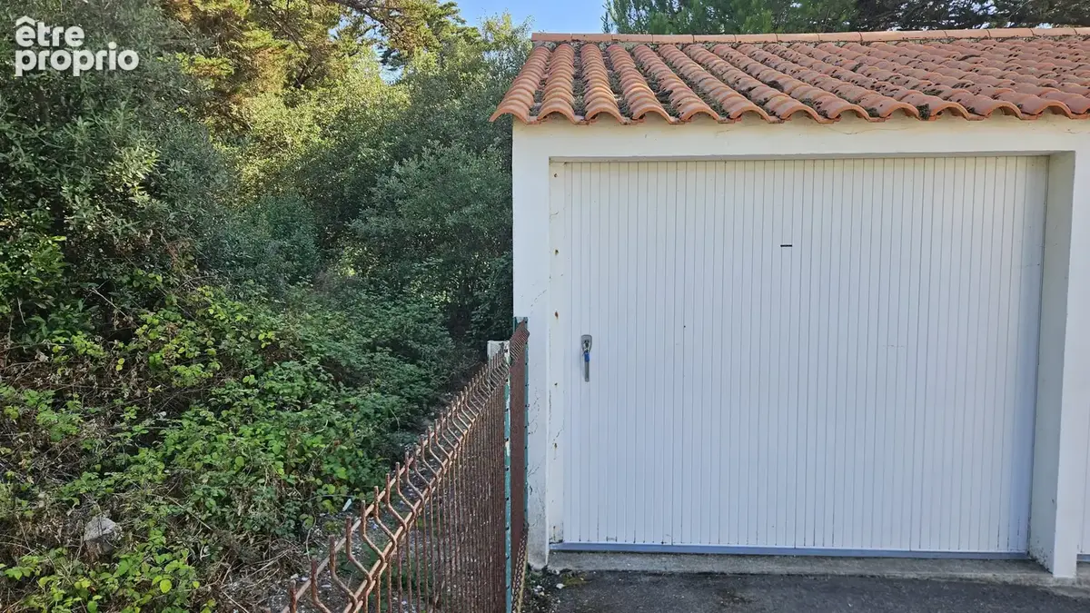 Studio avec coin alcove + terrasse + garage ! - photo 13