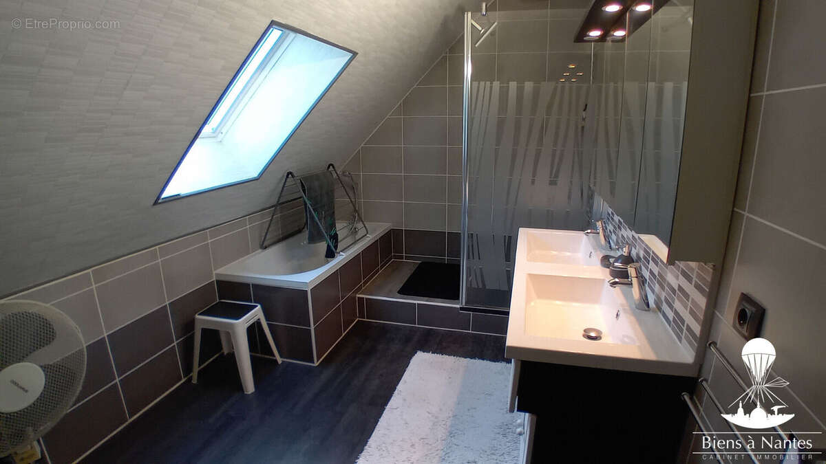 Maison à SUCE-SUR-ERDRE