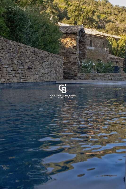 Maison à LA GARDE-FREINET