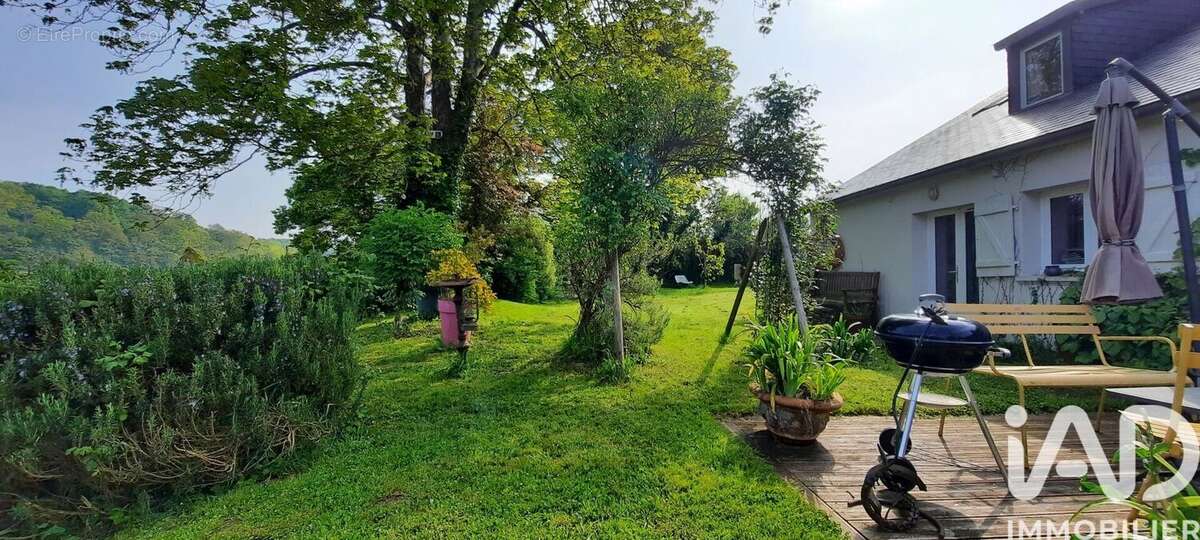 Maison 230 m² à La Vicomte-Sur-Rance  - photo 2