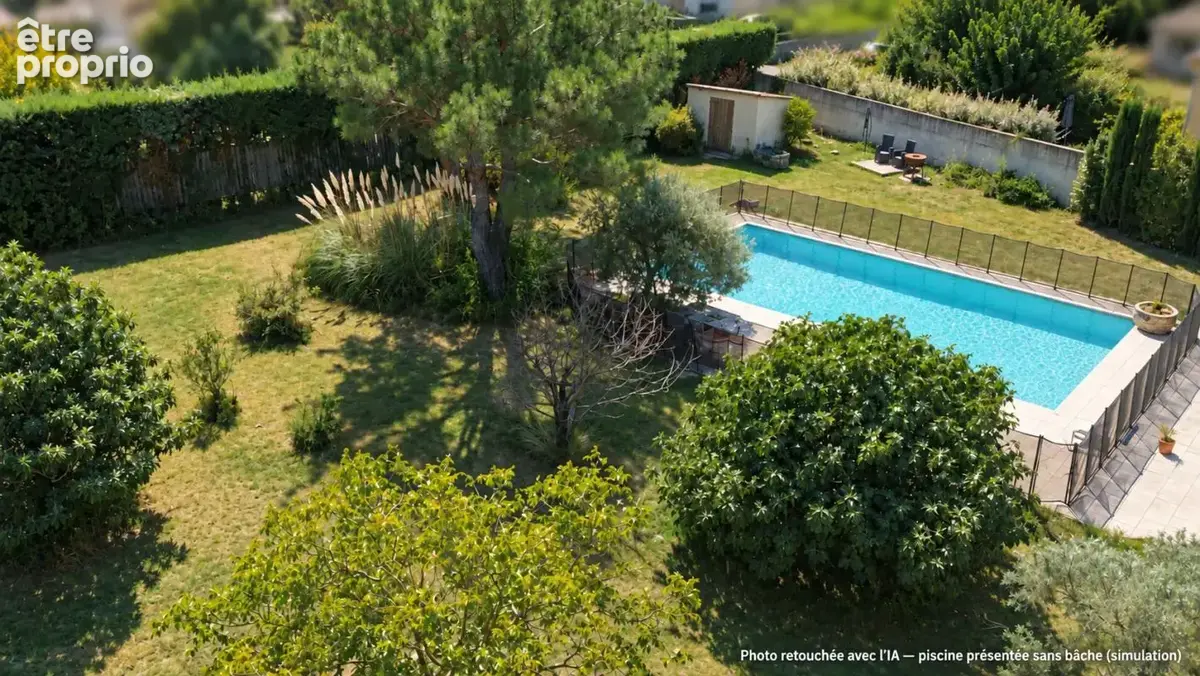Terrain constructible de 1 387 m² avec piscine à Aubignan - photo 3